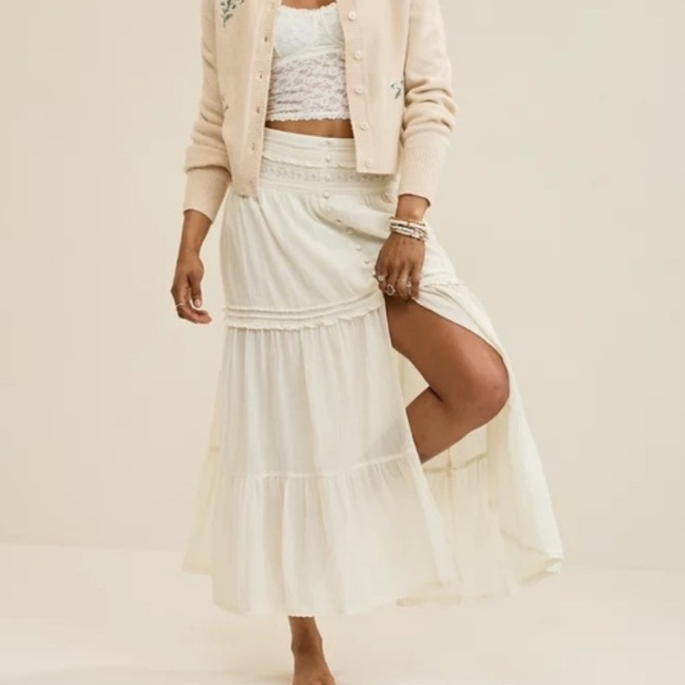 Aerie NWT Cream Maxi Skirt